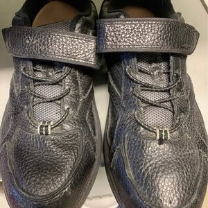 Dr Comfort shoes